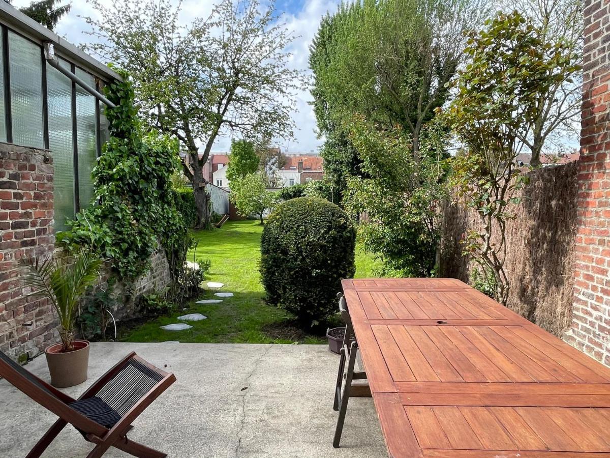 Villa La Chambre Jaune Maison Avec Grande Terrasse Et Garage Prive Lille Exterior foto